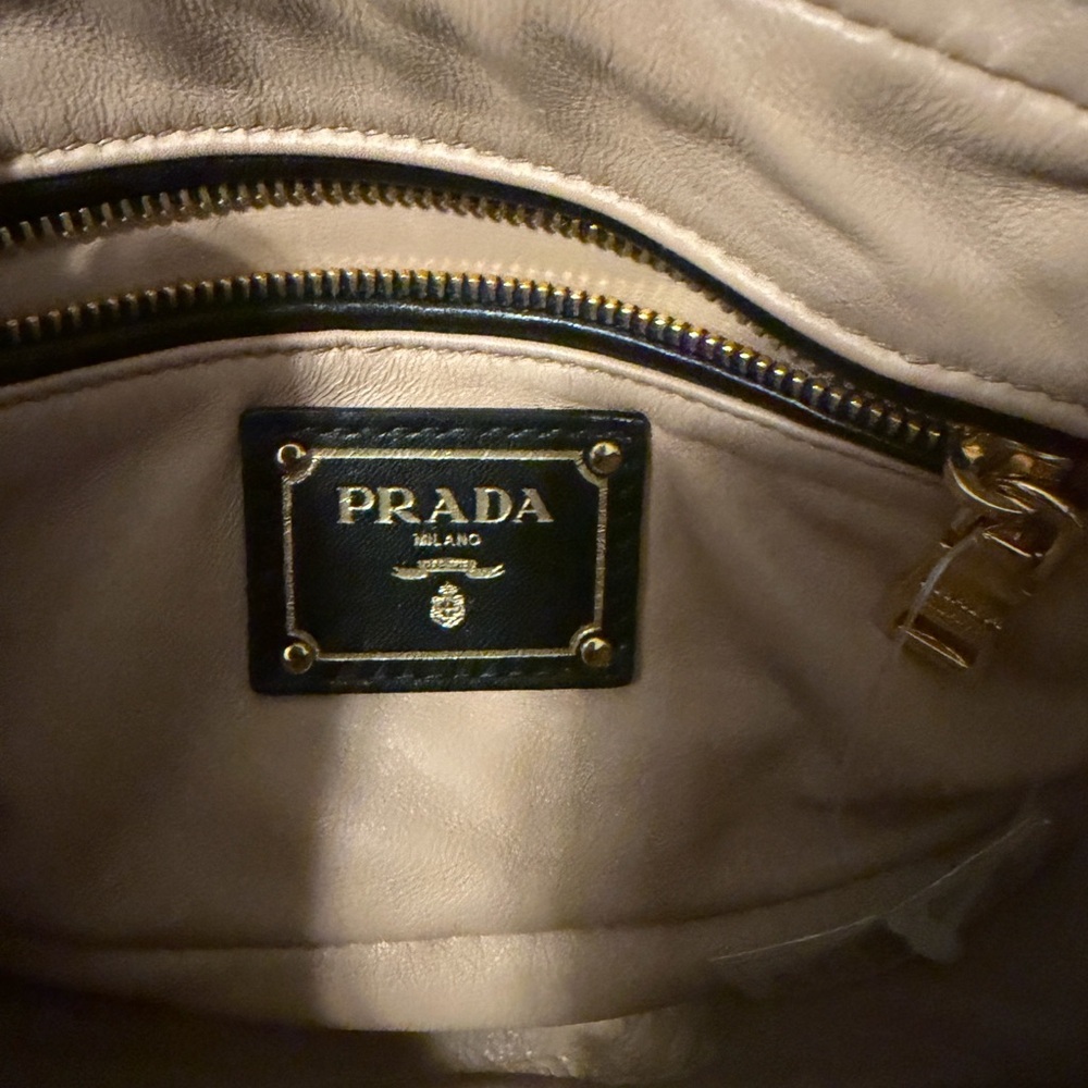 NWT Prada Soft Calf Impunture Diagramme camera bag - Picture 6 of 9